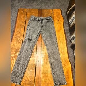 Stretchy skinny jeans